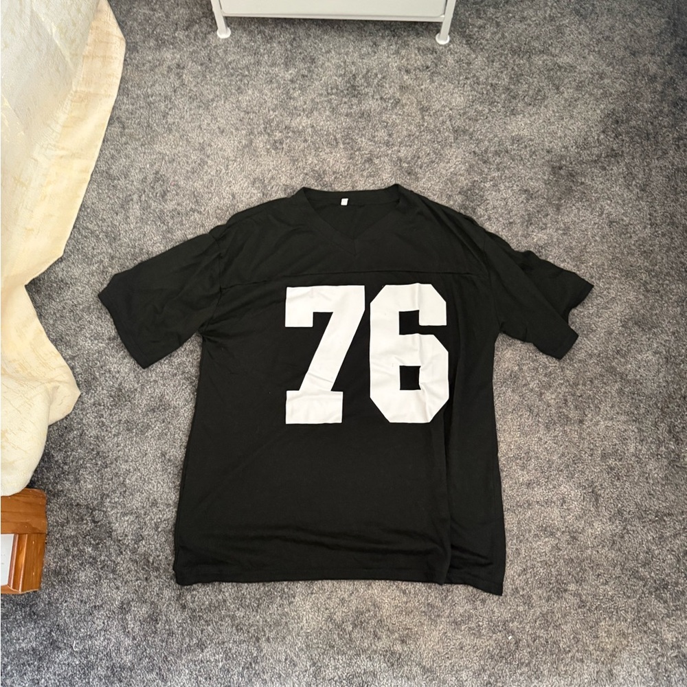 Amazon Black and White Men's Jersey Shirt